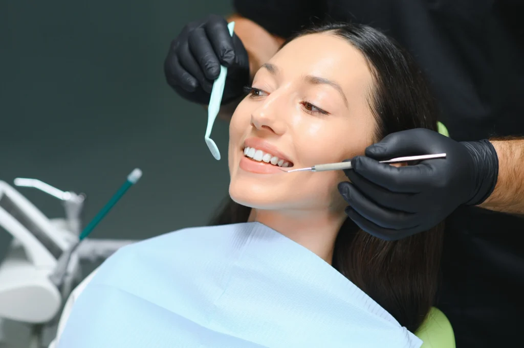Dentist-Birmingham-MI-with-a-patient