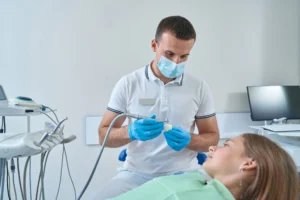Experienced dentist delivering restorative dentistry in Birmingham, MI.
